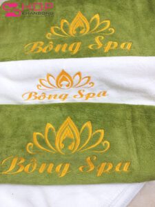 khan spa theu logo 225x300 - Khăn thêu logo spa