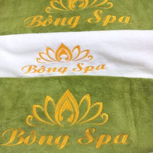 Khăn thêu logo spa